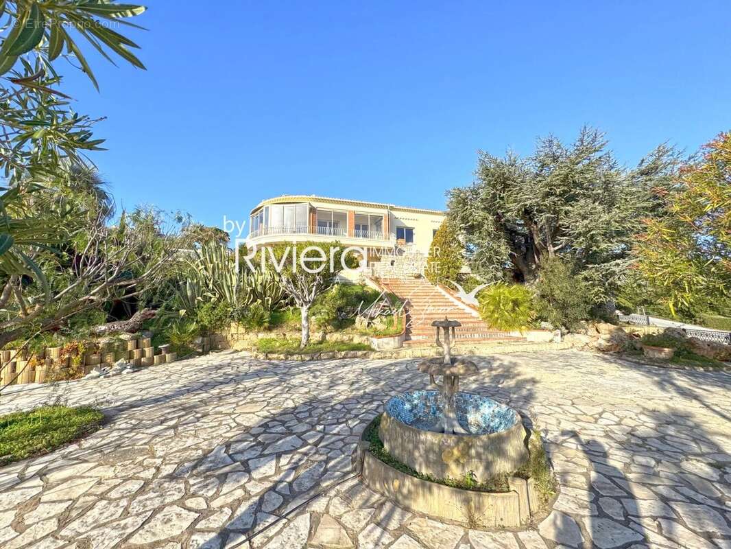 Maison à CAVALAIRE-SUR-MER