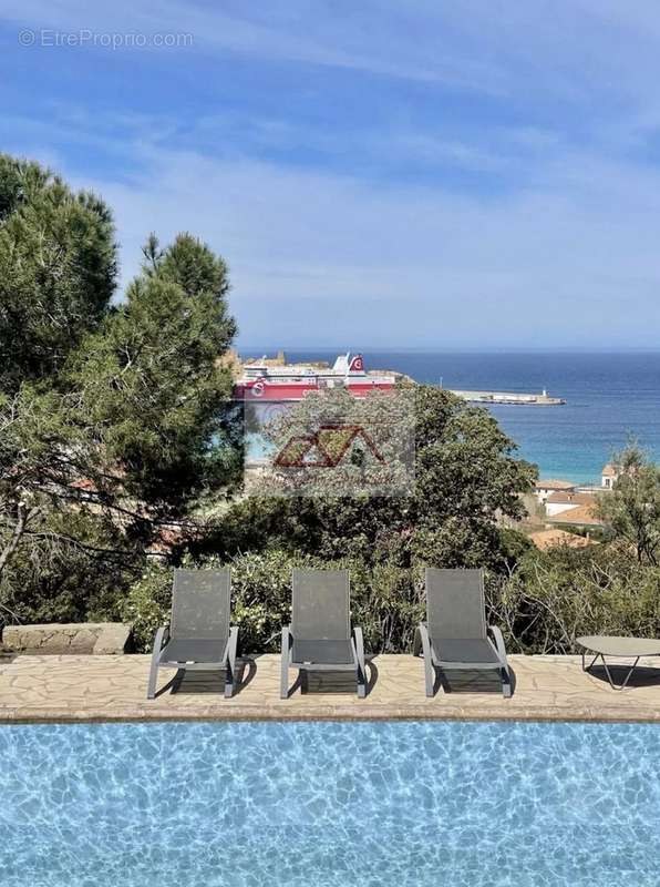 Maison à L'ILE-ROUSSE