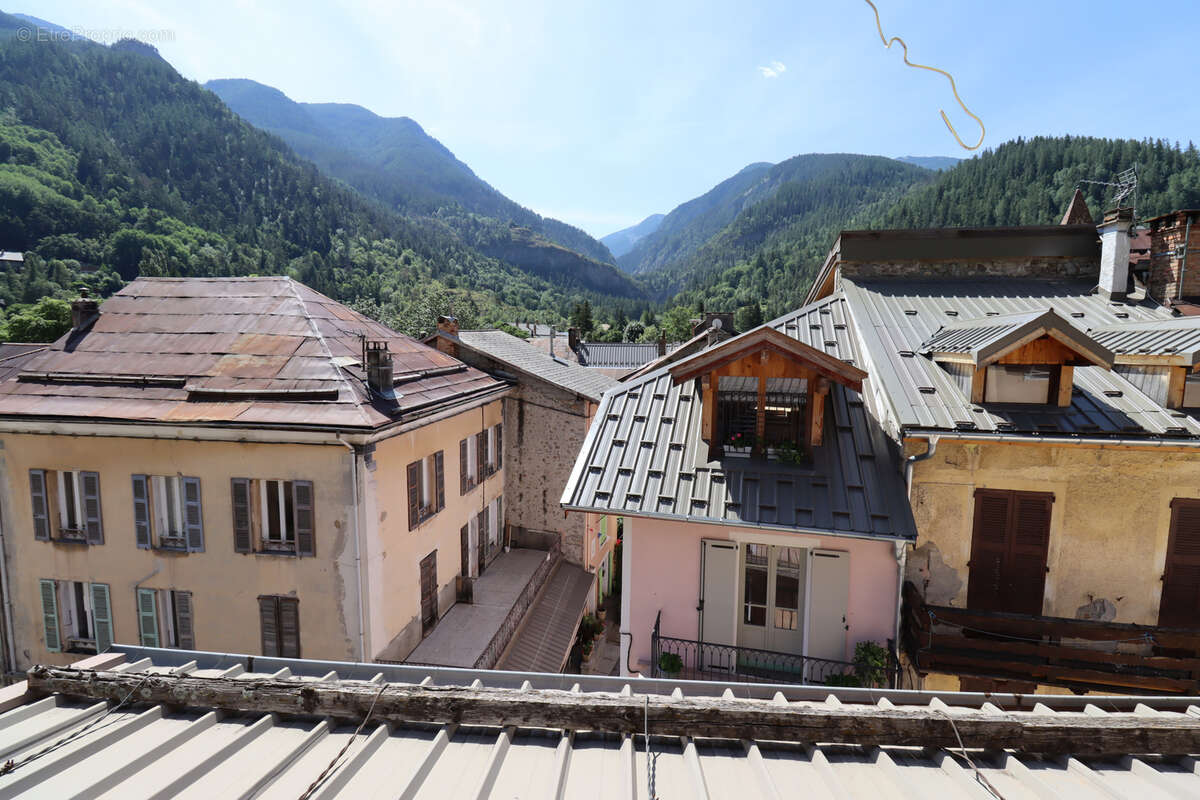 Appartement 3 chambres  au cœur des remparts - photo 2