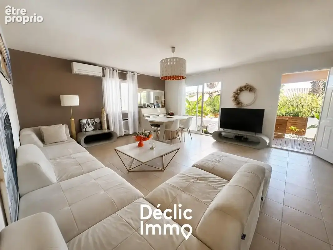 Un véritable cocon avec piscine et jardin paysager - photo 7