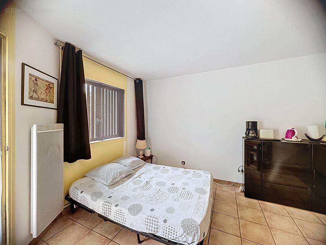 Appartement à GREOUX-LES-BAINS