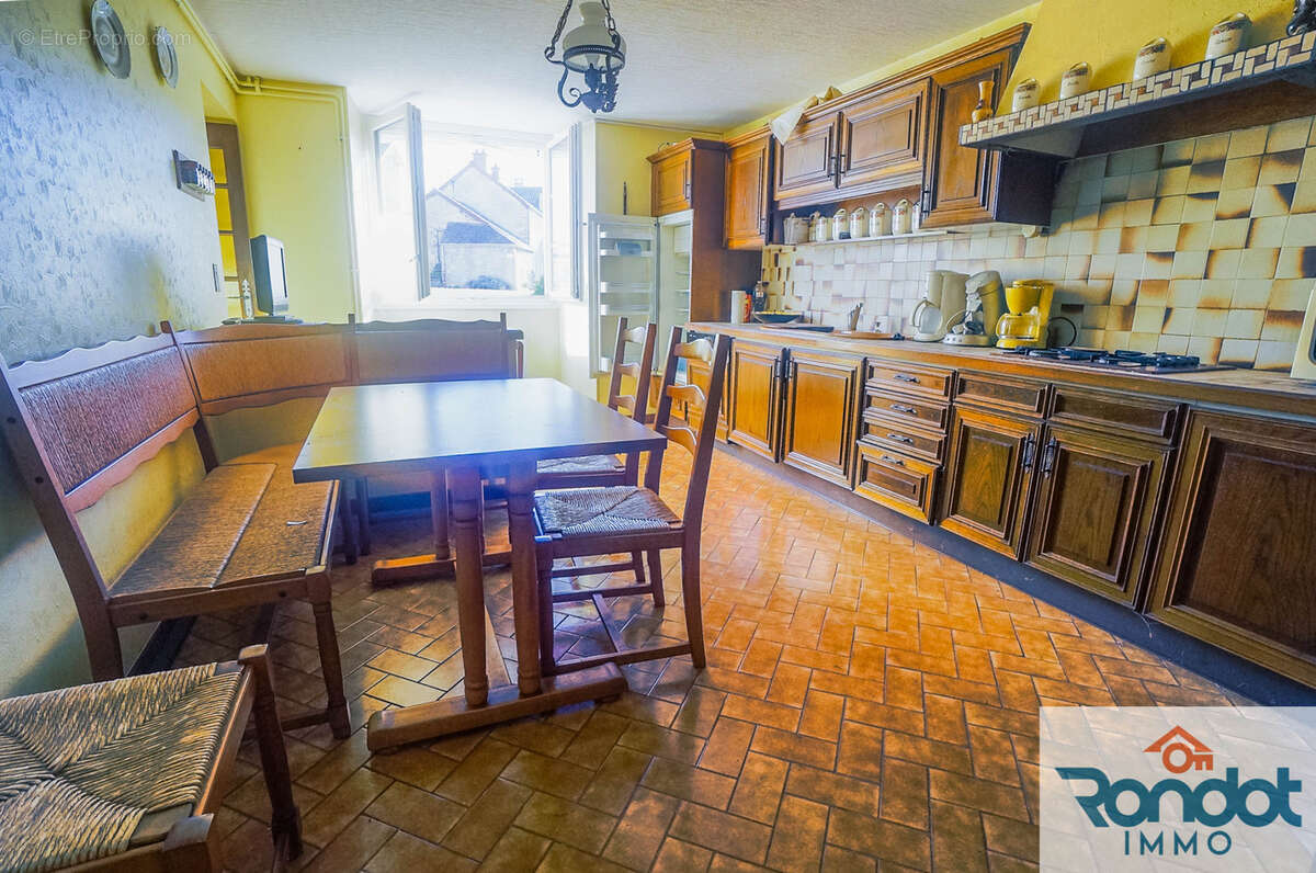 Maison à CUSSEY-LES-FORGES