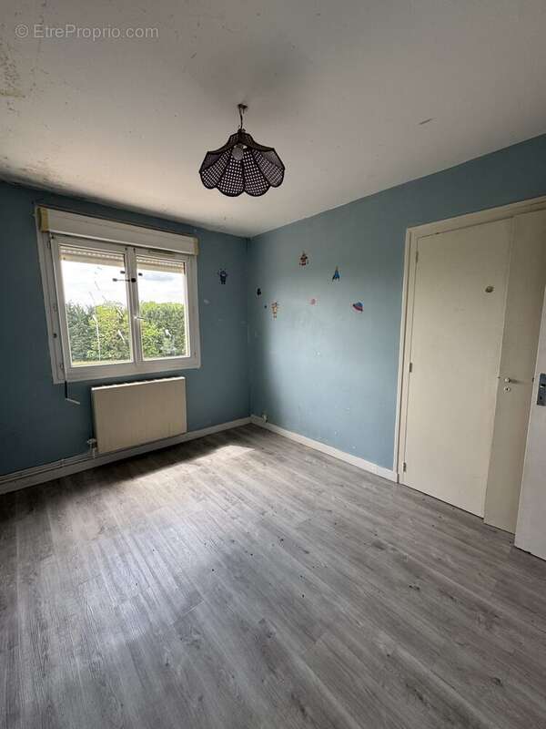 Appartement à SAINTES