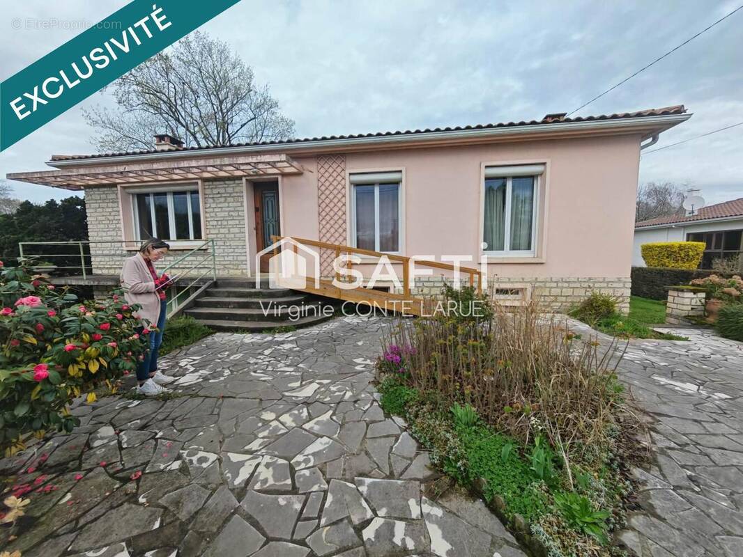 Photo 1 - Maison à CHASSENEUIL-SUR-BONNIEURE