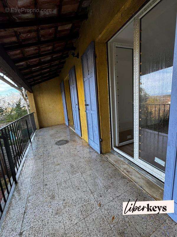 Maison à ESPARRON