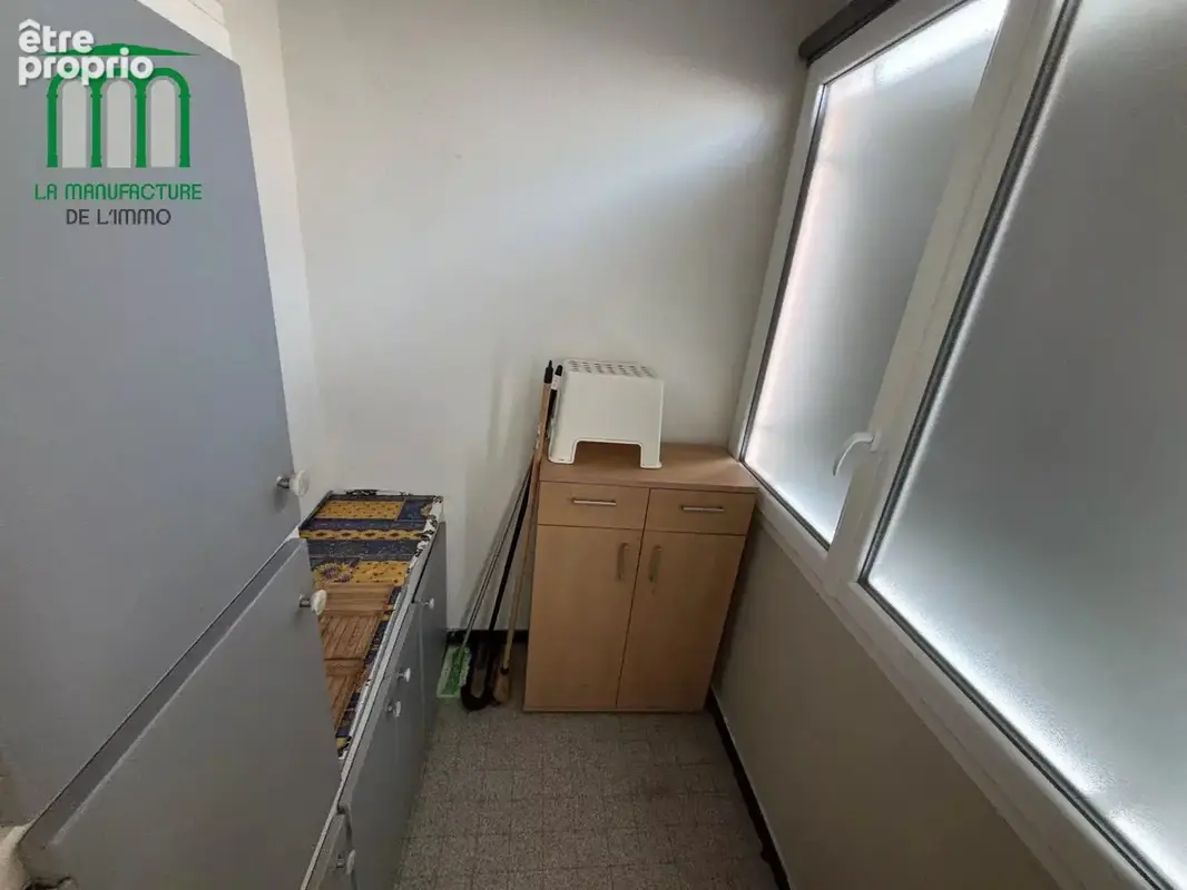 Saint etienne bellevue - appartement t4  traversant et lumineux de 79,28m² avec 2 chambres + garage + cave - photo 8