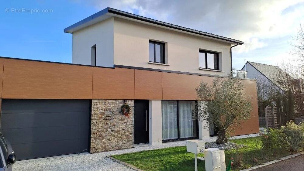 Maison à ERBREE