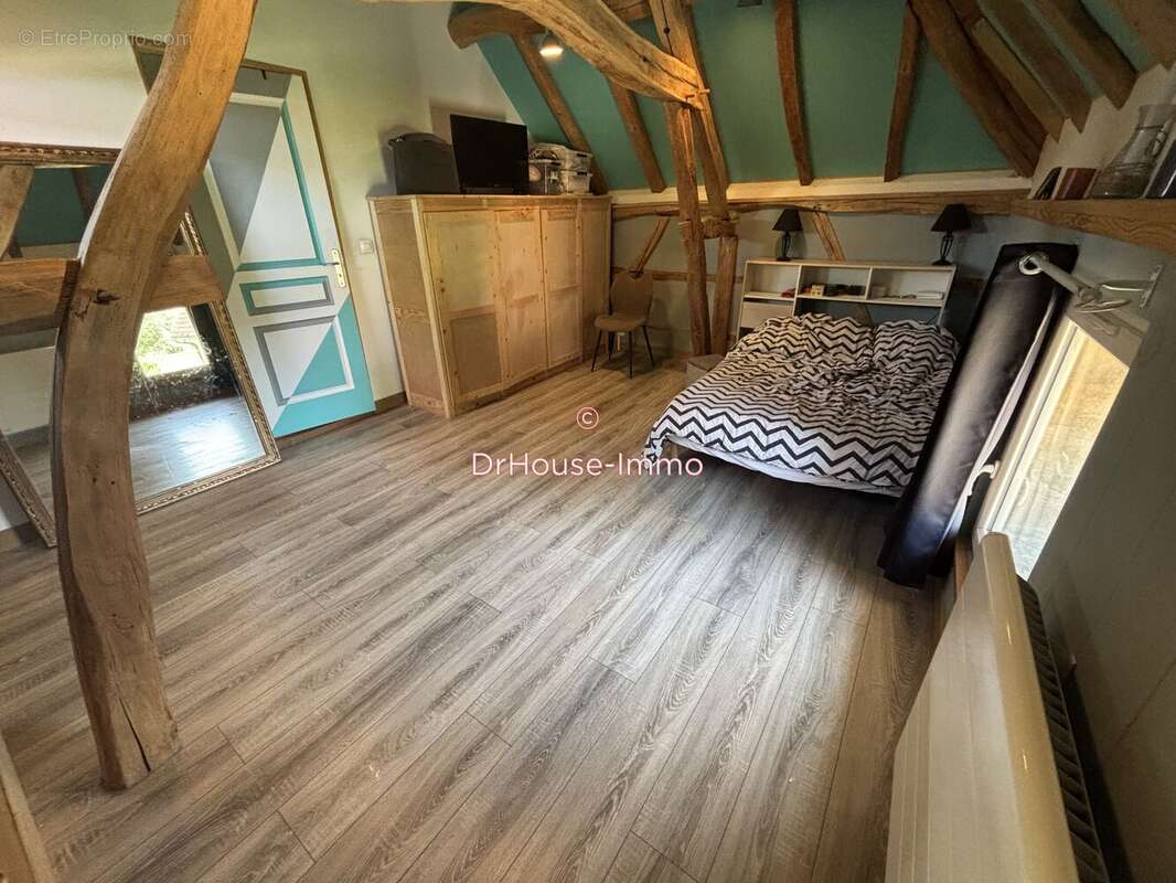 Maison 118 m² à Saint-Jean-De-Bonneval  - photo 8