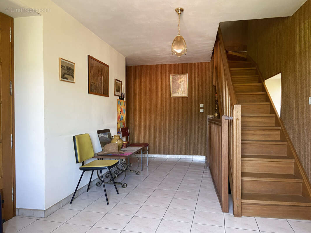 Maison à LOISIEUX
