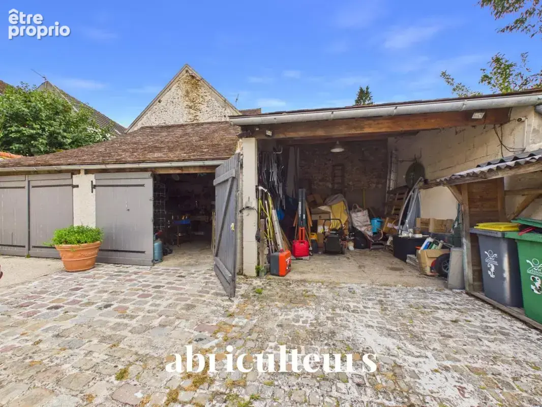 Calme absolu dans cette maison de charme bucolique rénovée de 250m² à Vert le Grand (91810) - photo 25