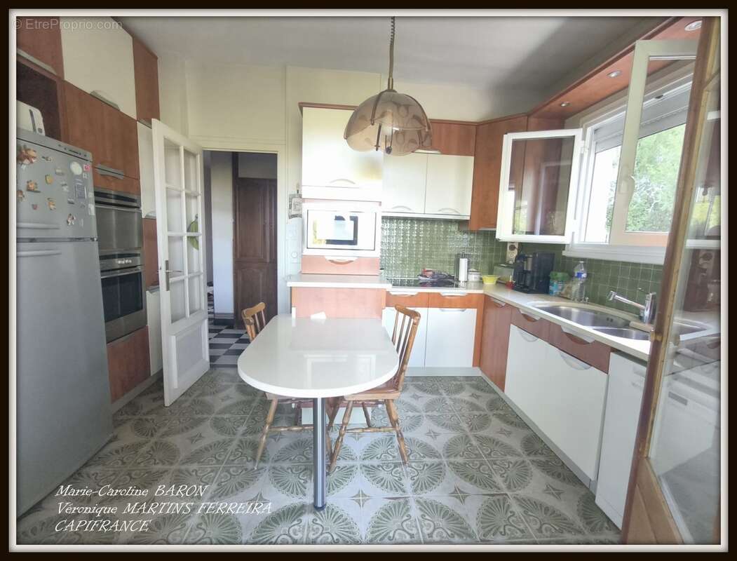 Maison sur sous-sol, 6 chambres, 3 garages, SAINT FLORENT SUR CHER (18) - photo 5