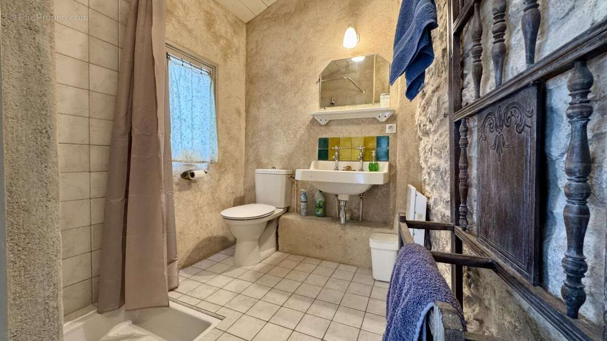Maison à CALVIGNAC