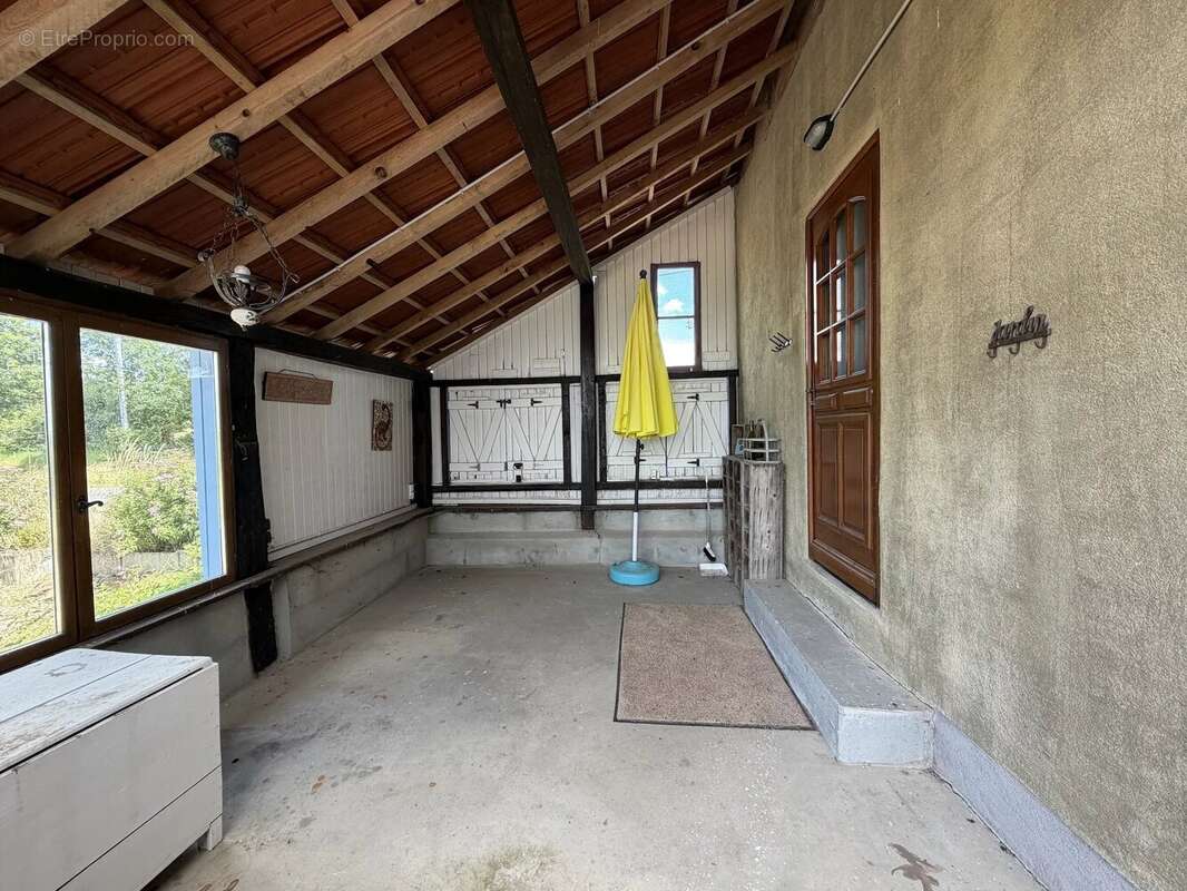 Grand ensemble, entièrement isolé avec 1,4 hectare à vendre près de Remilly - photo 33