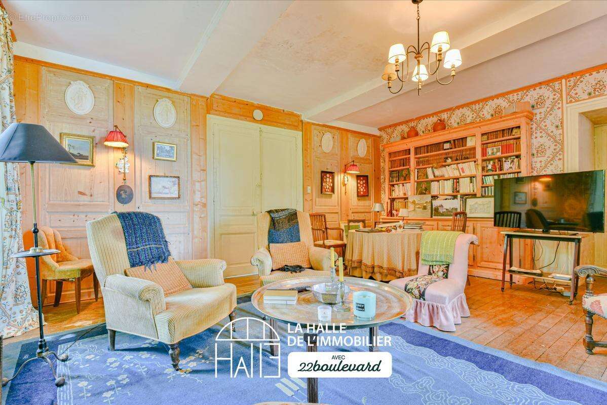 Maison 535 m² à Saint-Sylvestre  - photo 8