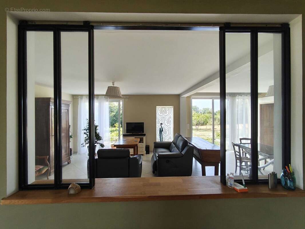 Maison à CHASSENEUIL-SUR-BONNIEURE