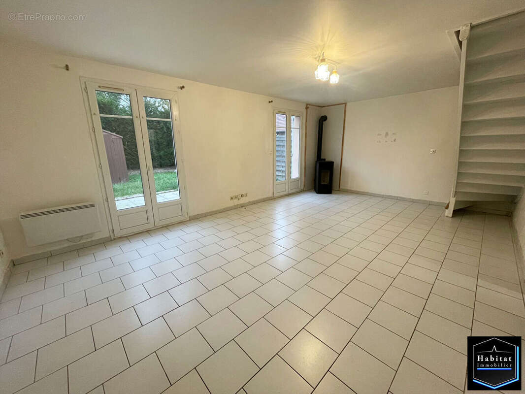 Maison à DAMMARTIN-EN-GOELE