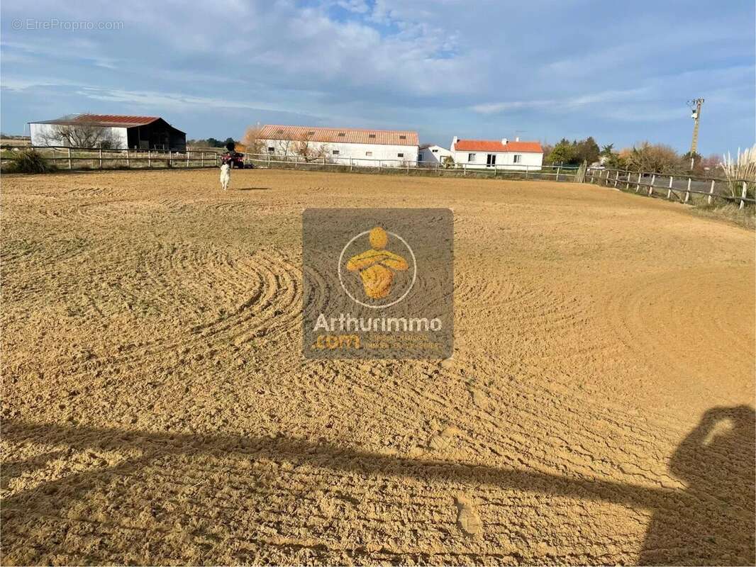 Maison à BOIS-DE-CENE