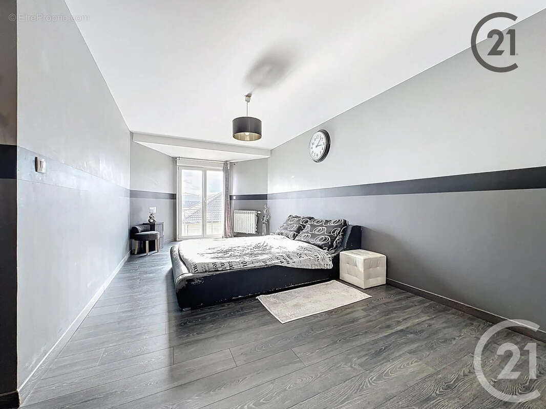 Maison à BAZANCOURT