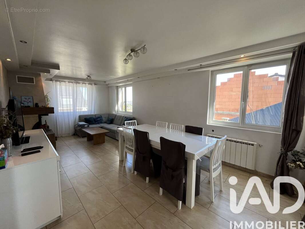 Photo 5 - Maison à MONTFERMEIL