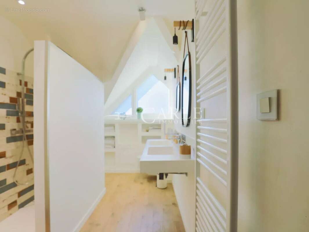 Maison à BOURGOIN-JALLIEU