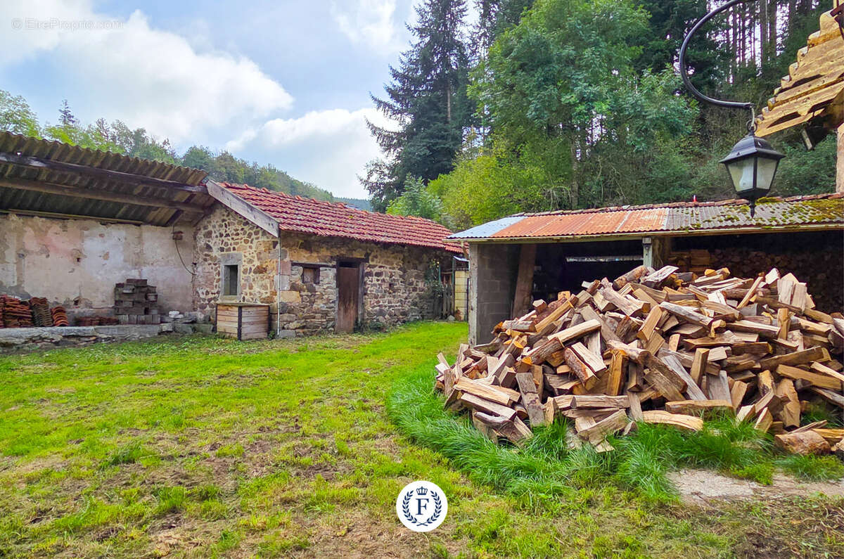 Maison à OUROUX