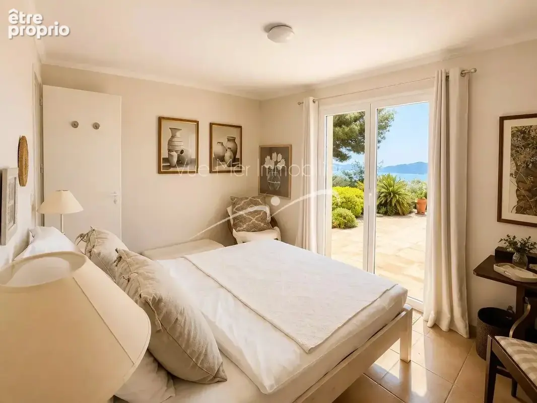 Villa vue mer féerique avec piscine au Super Lavandou - photo 8