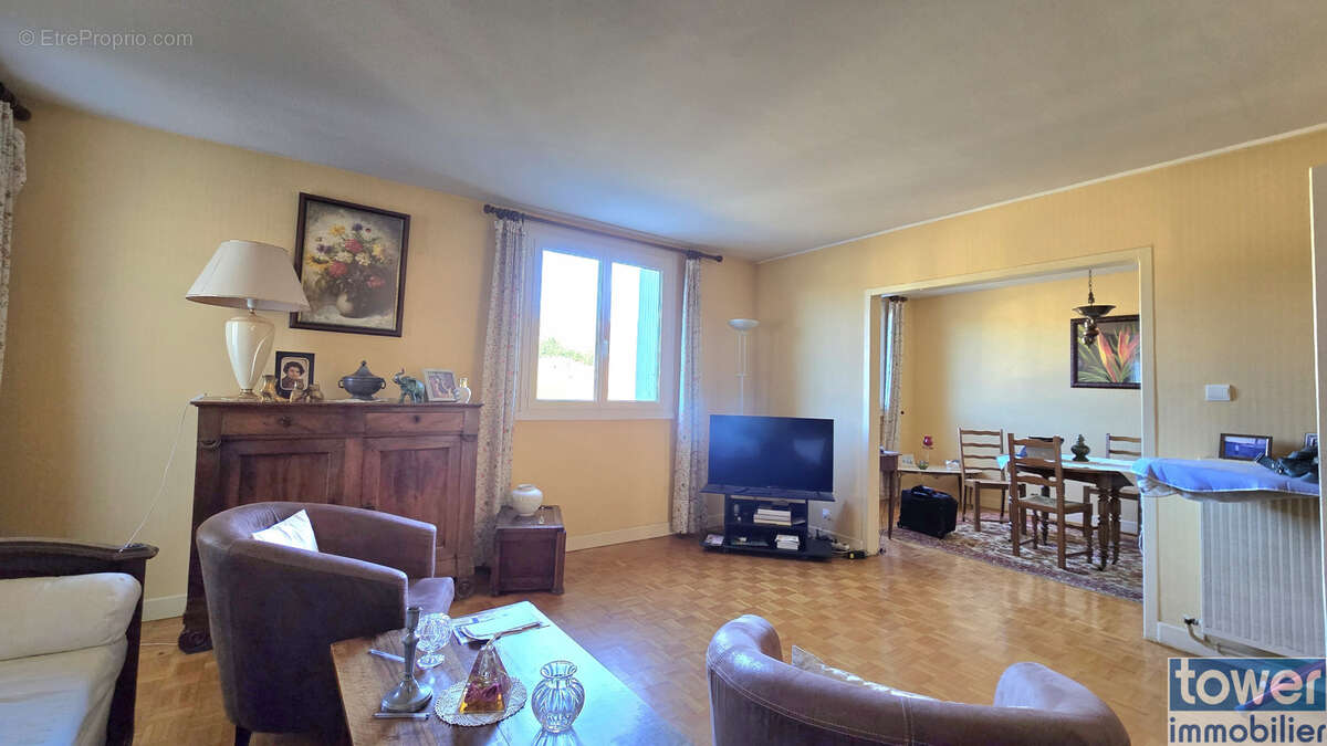 Appartement à SARLAT-LA-CANEDA