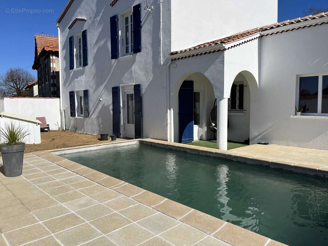 Maison à MAZIERES