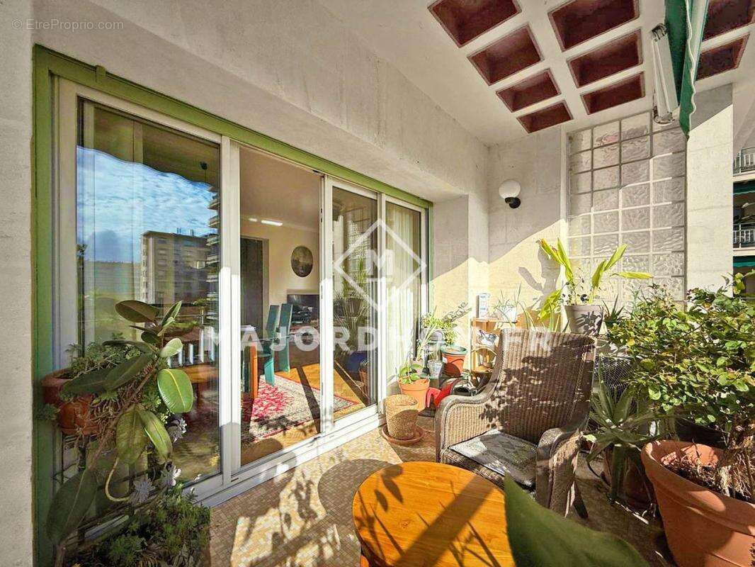 Appartement à MARSEILLE-8E