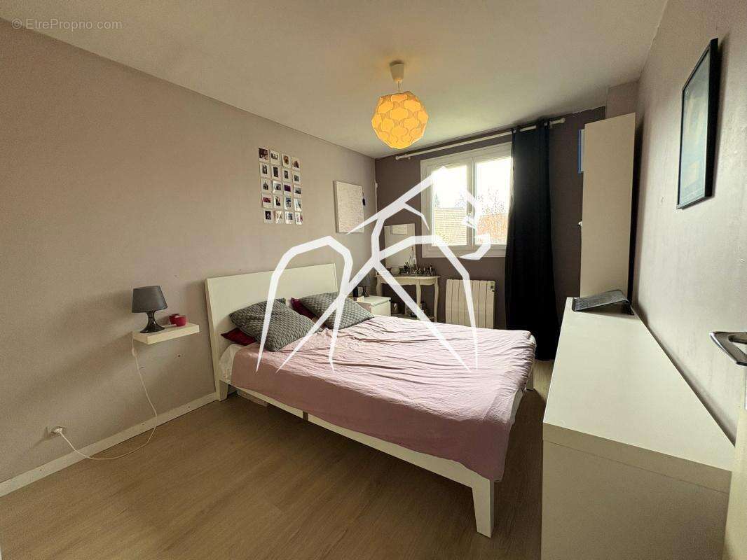 Maison à MONT-SAINT-AIGNAN