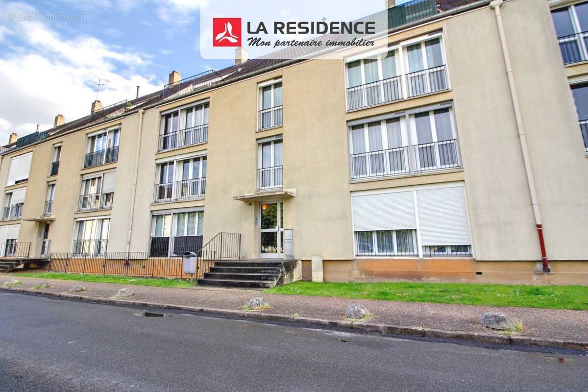 Appartement à ROSNY-SUR-SEINE
