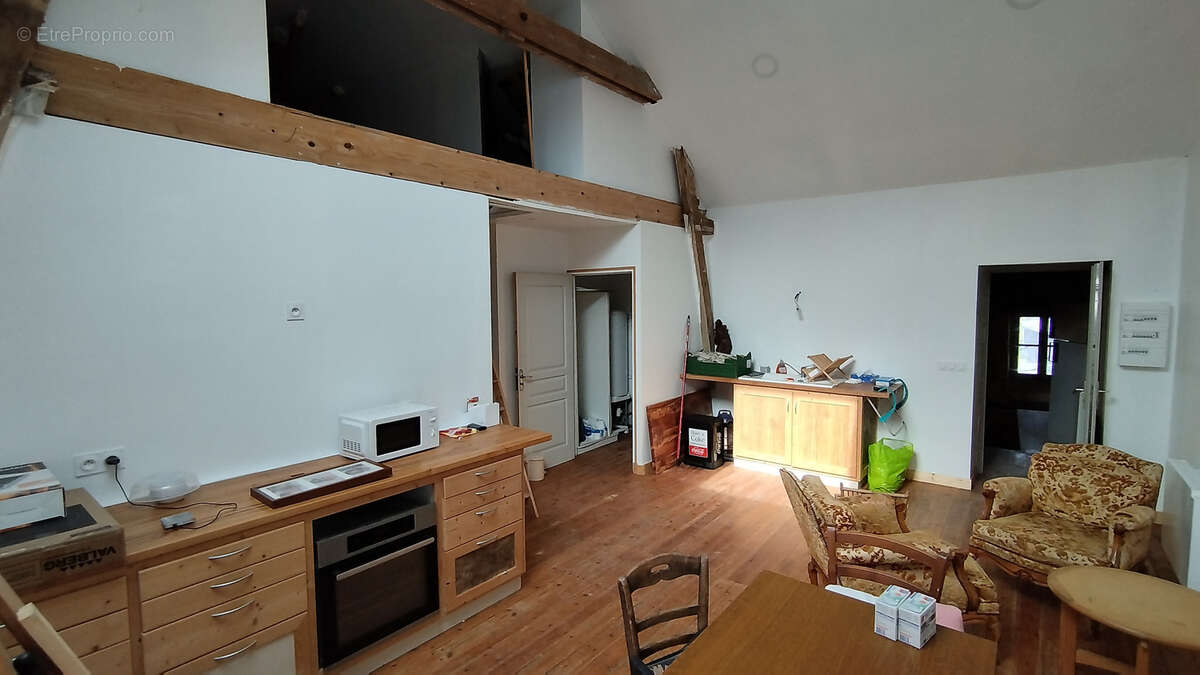 Maison à CEAUX-EN-COUHE