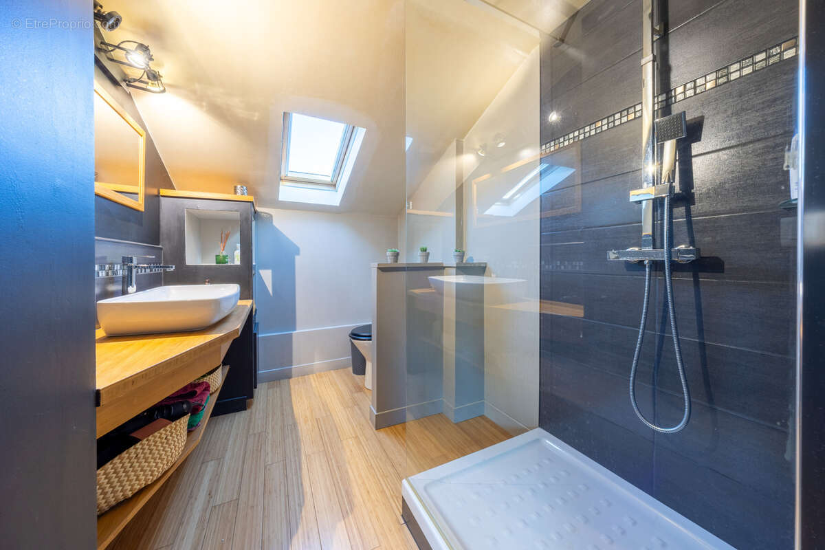 Maison à SAINT-GALMIER