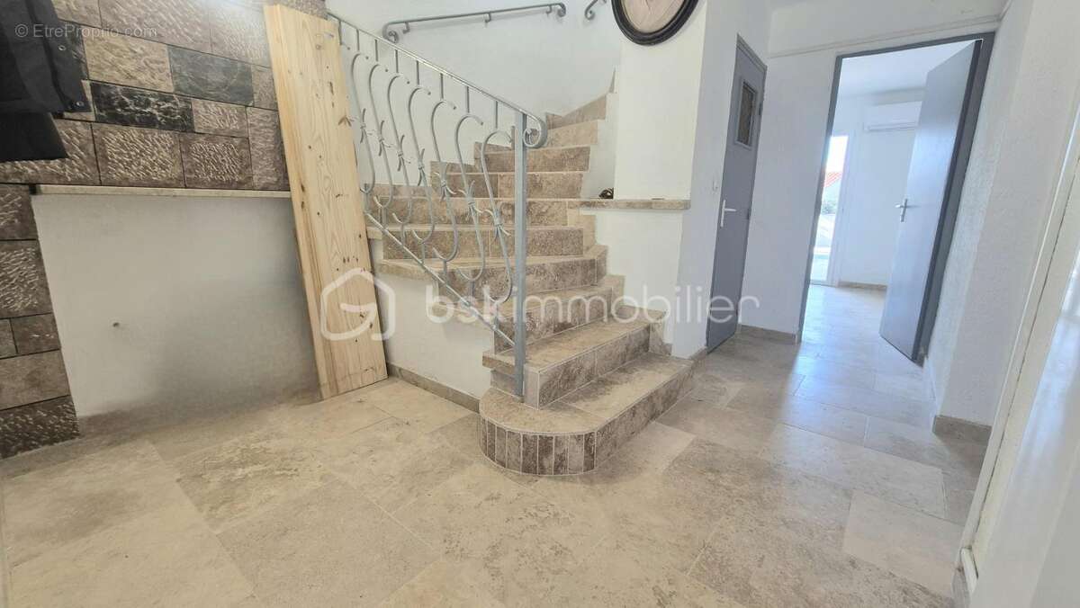 Maison à SIX-FOURS-LES-PLAGES