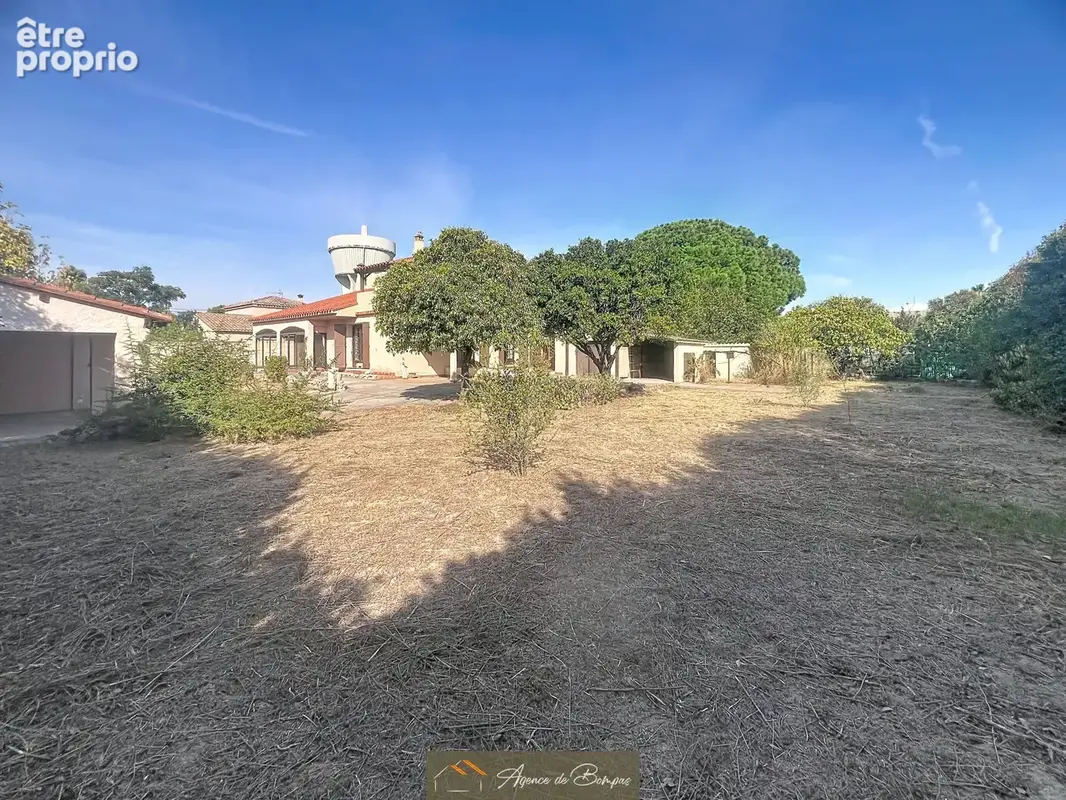 - villa 4 faces 182 m2 hbts -appart t2 33 m2   - jardin - - photo 2