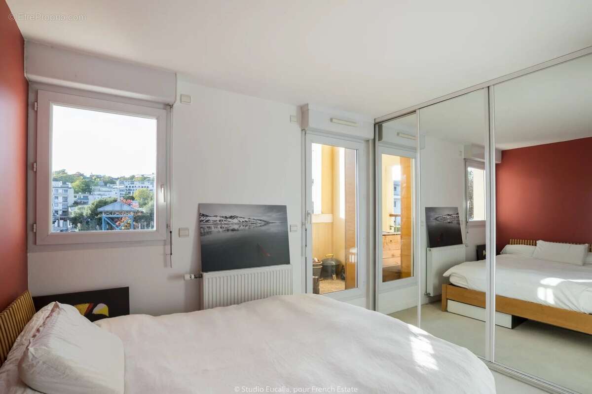 Appartement à SURESNES