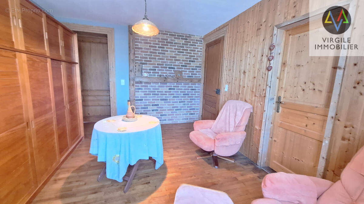 Bien rare aux Longevilles-Mont-d'Or: Maison familiale sur plus de 900 m2 de terrain - photo 9