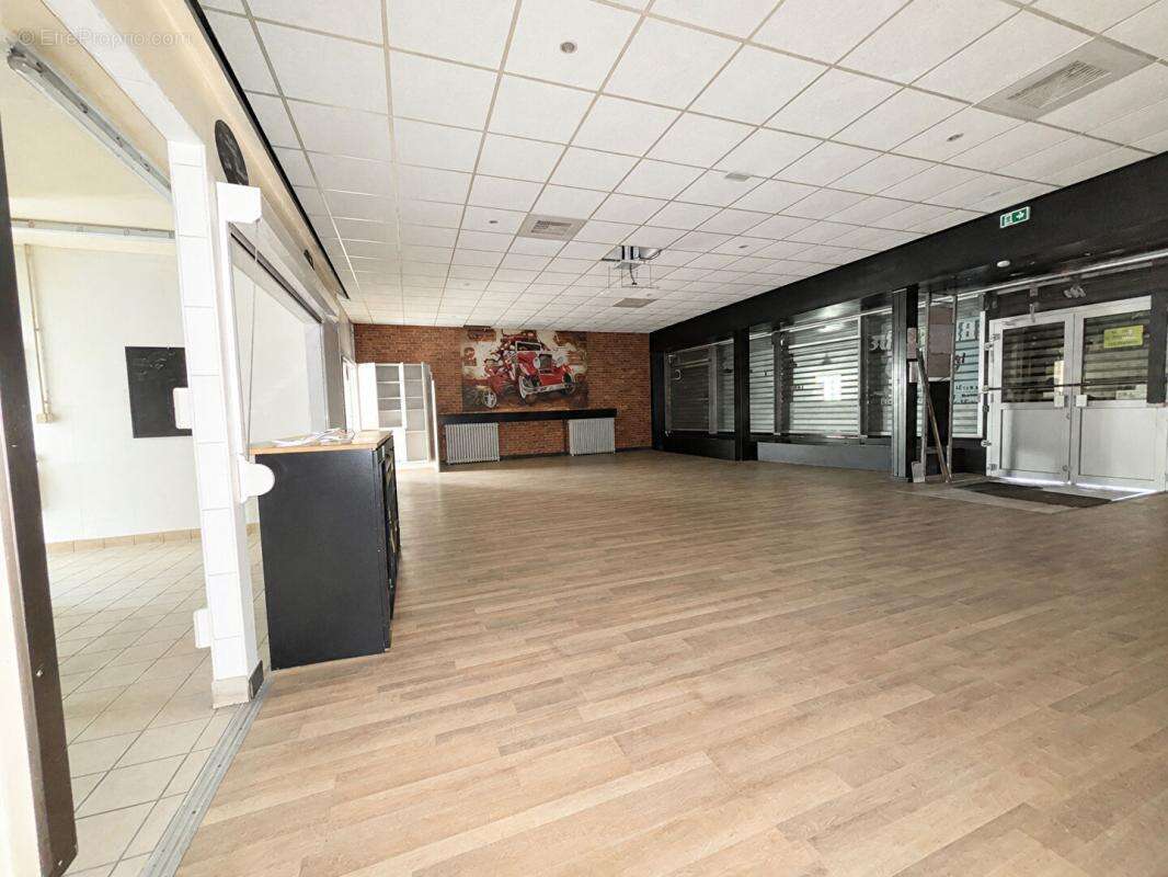 ensemble  immobilier local commercial + habitation de caractére 6 pièce(s) 210 m2 - photo 17