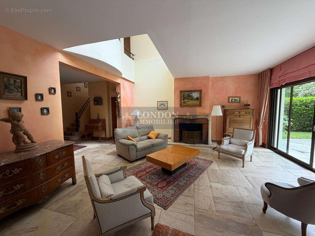 Maison à VERSAILLES