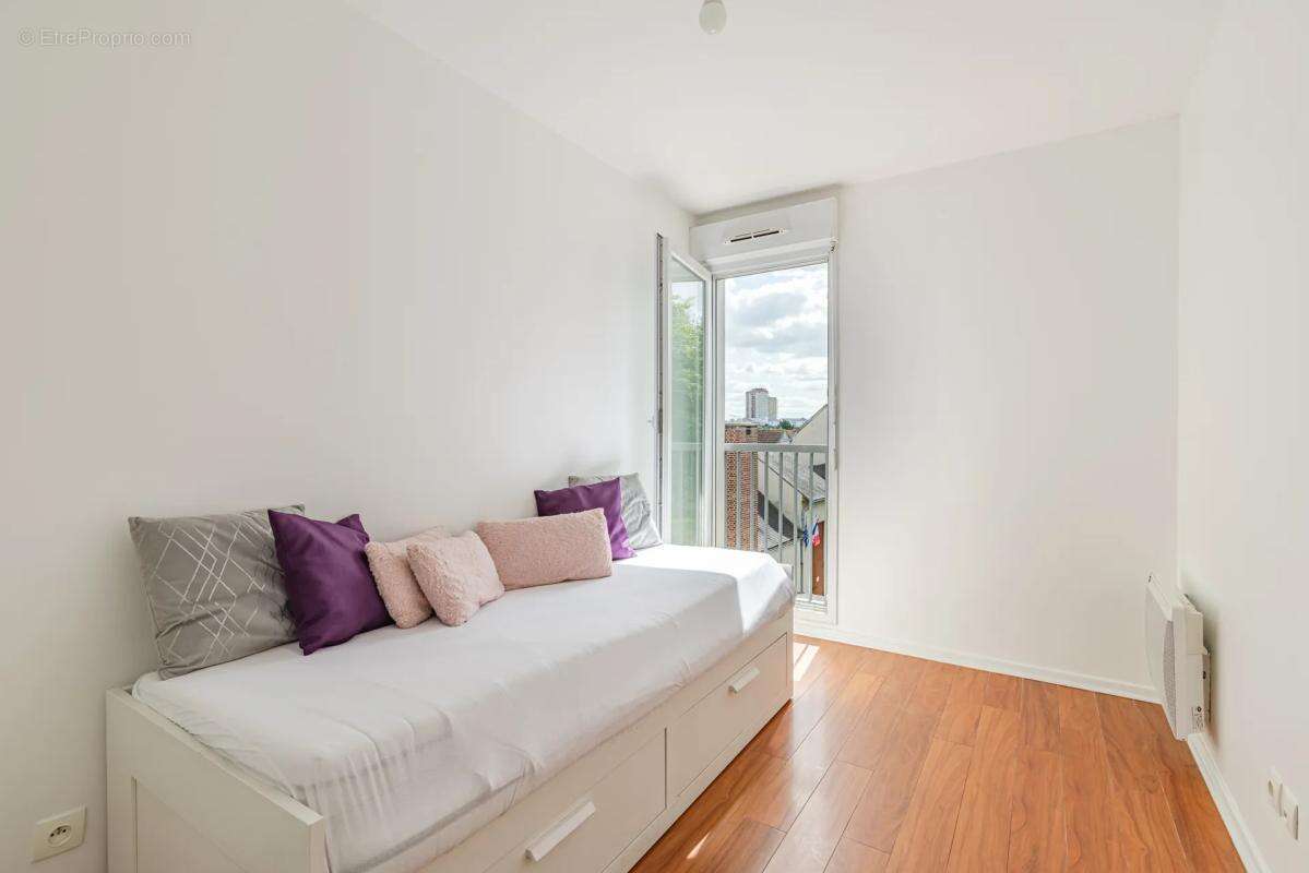 Appartement à LE BLANC-MESNIL
