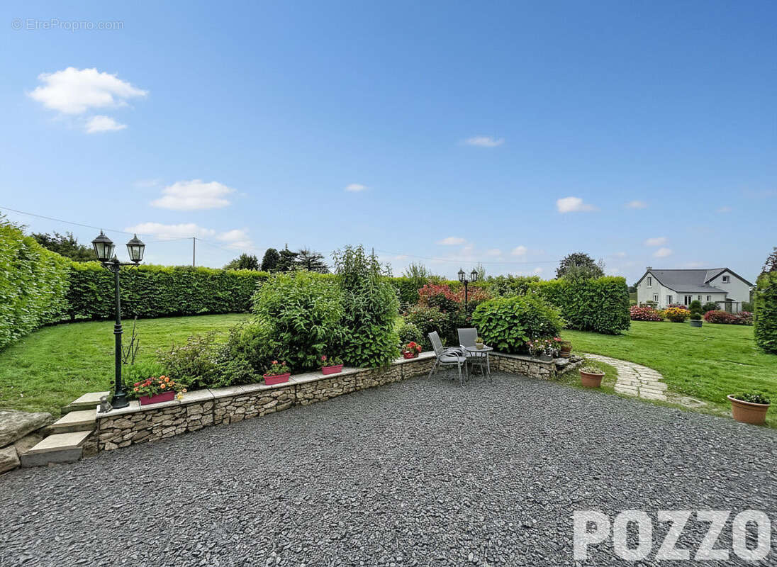 A vendre, maison de 6 pieces principales à noues de siennes (14380) - photo 3