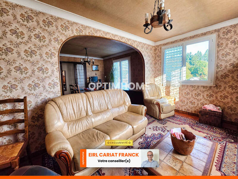 Maison à SAINT-ETIENNE-DE-FURSAC