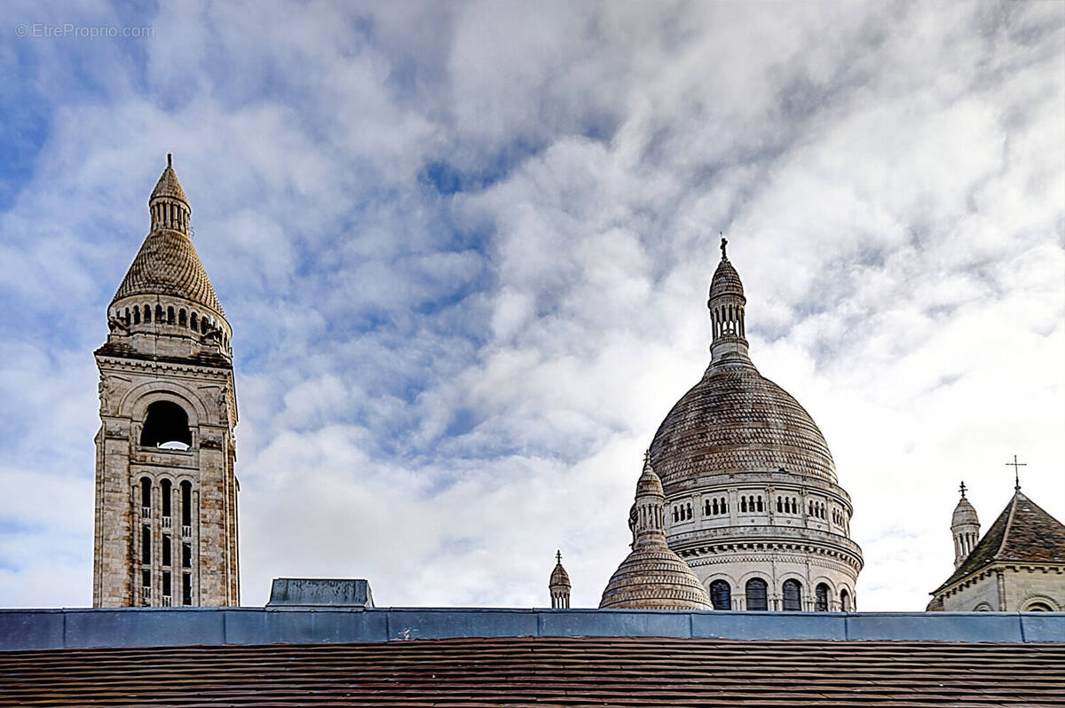 Appartement à PARIS-18E