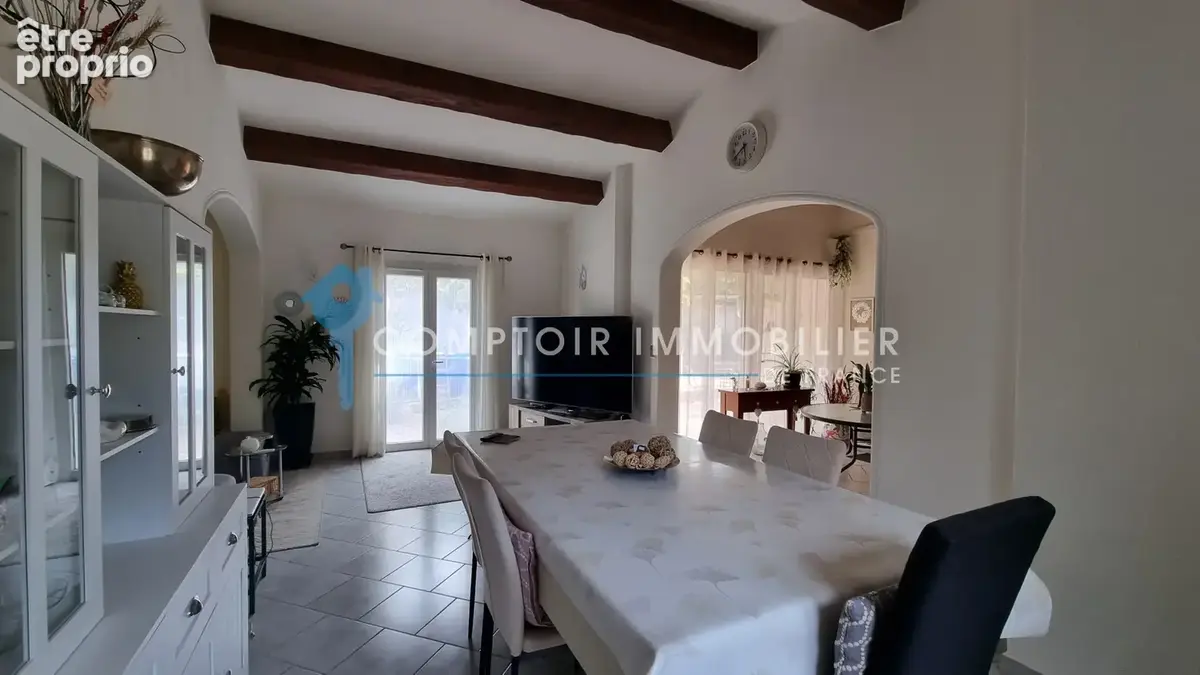 A VENDRE (VAR - 83) - Villa à vendre avec 3 chambres proche du village - photo 7