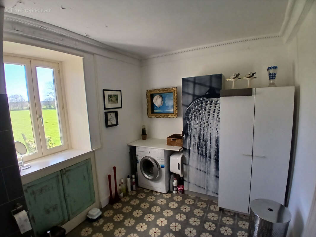 Maison à EPIRY