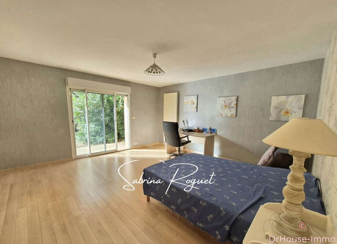 Maison 183 m² à Begles  - photo 11