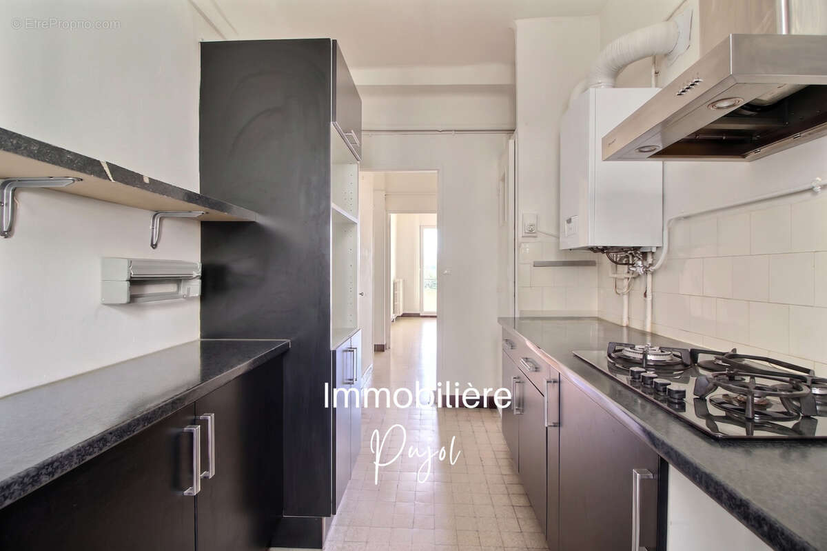 Appartement à MARSEILLE-9E