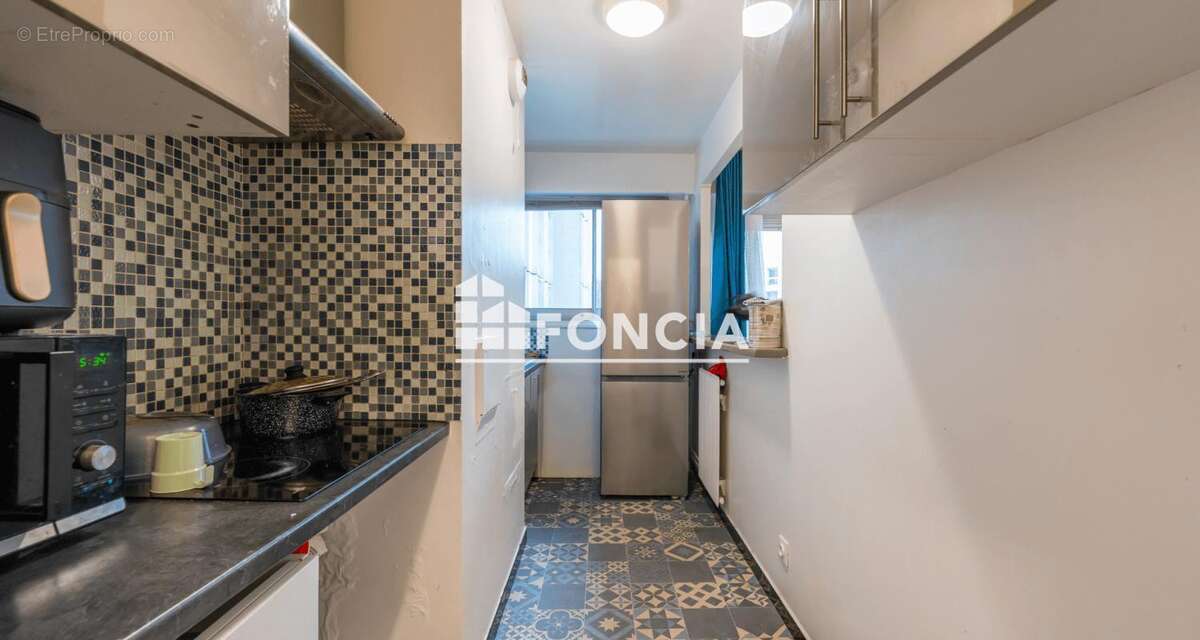 Appartement à PARIS-20E