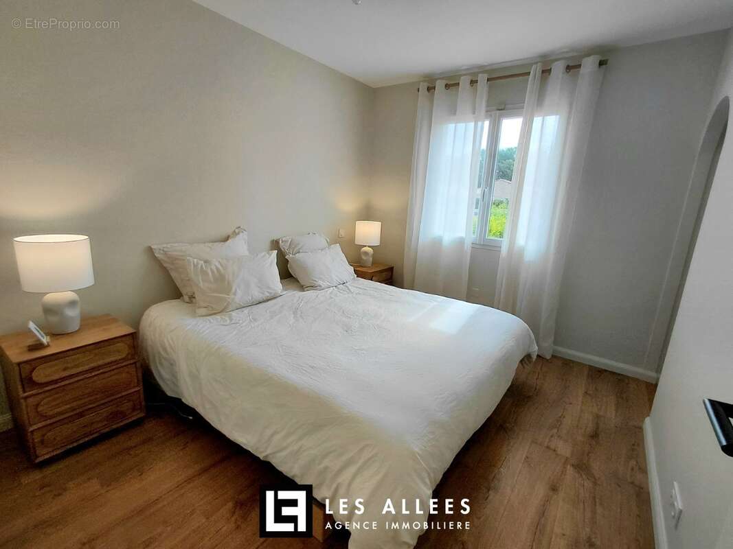 Maison 110 m² à Paradou  - photo 9