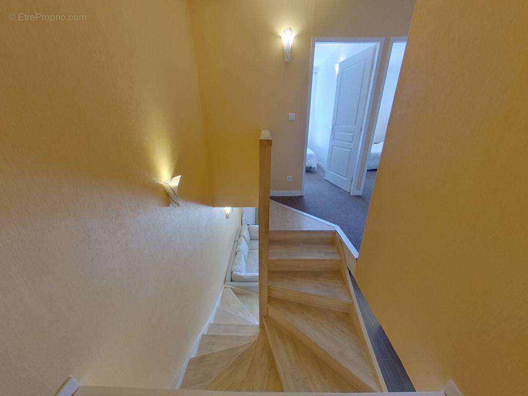 Appartement à JAUSIERS